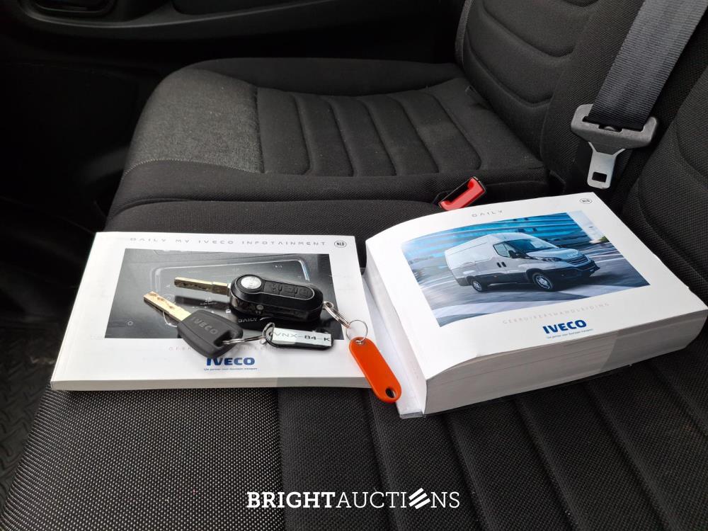 Iveco Daily 35S14V 2.3 352L H3 137 pk 2022, VNX-84-K