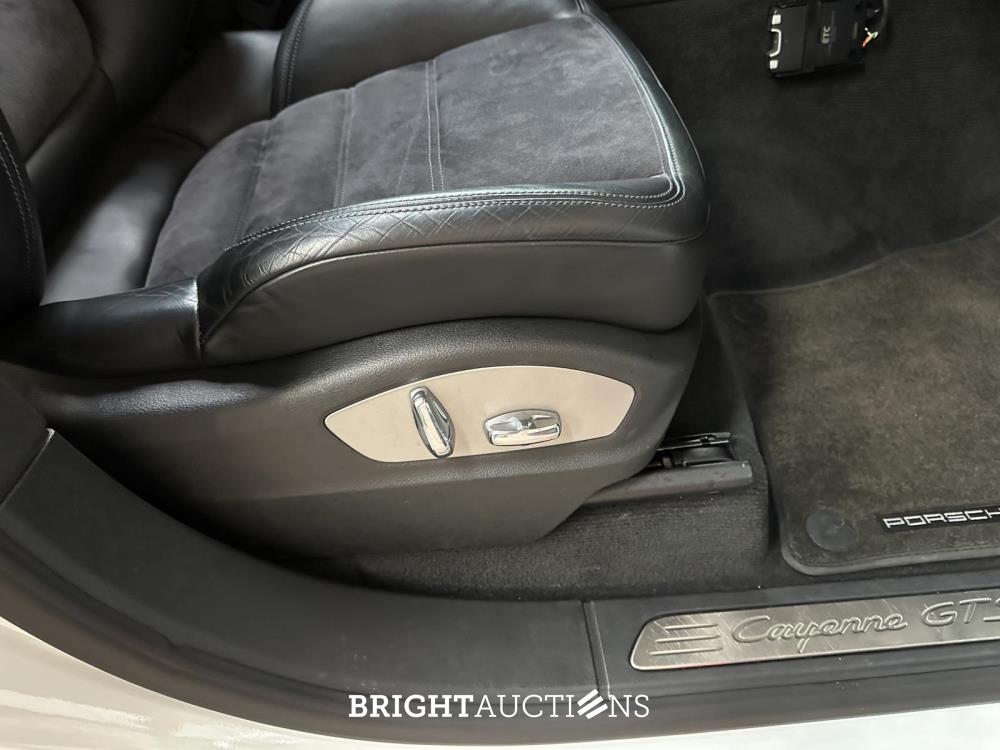 Porsche Cayenne GTS 4.8 V8 420pk 2013