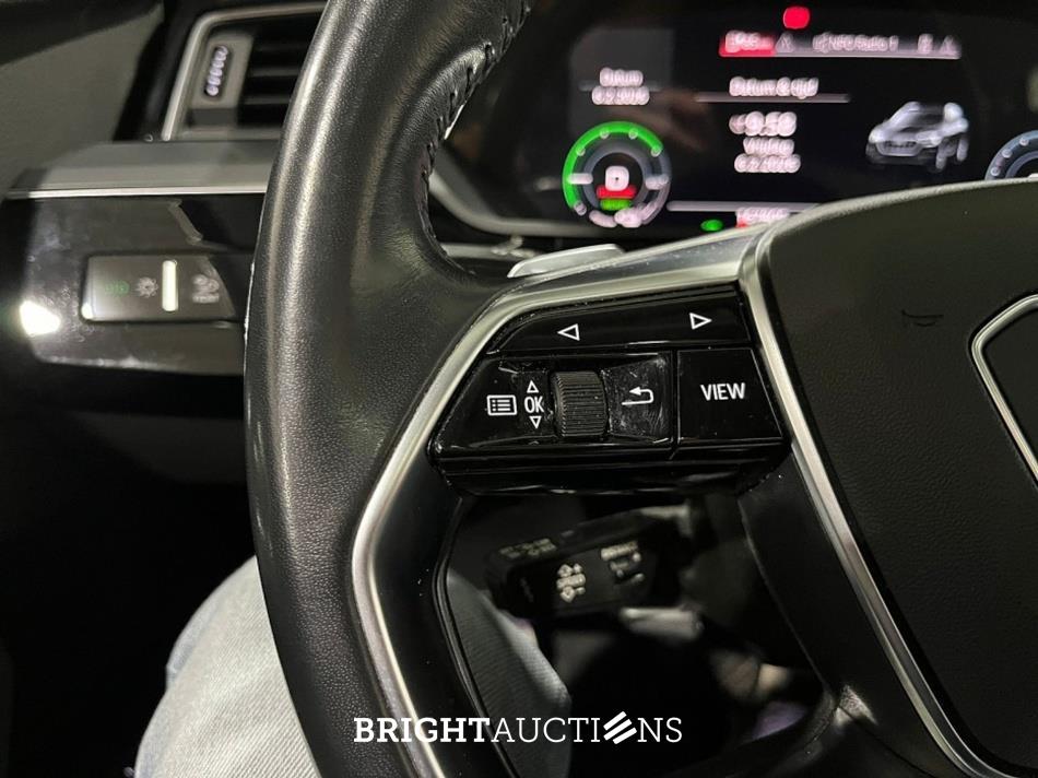 Audi e-tron 50 quattro Business edition Plus 71 kWh 313pk 2020 (Origineel-NL), K-587-KK