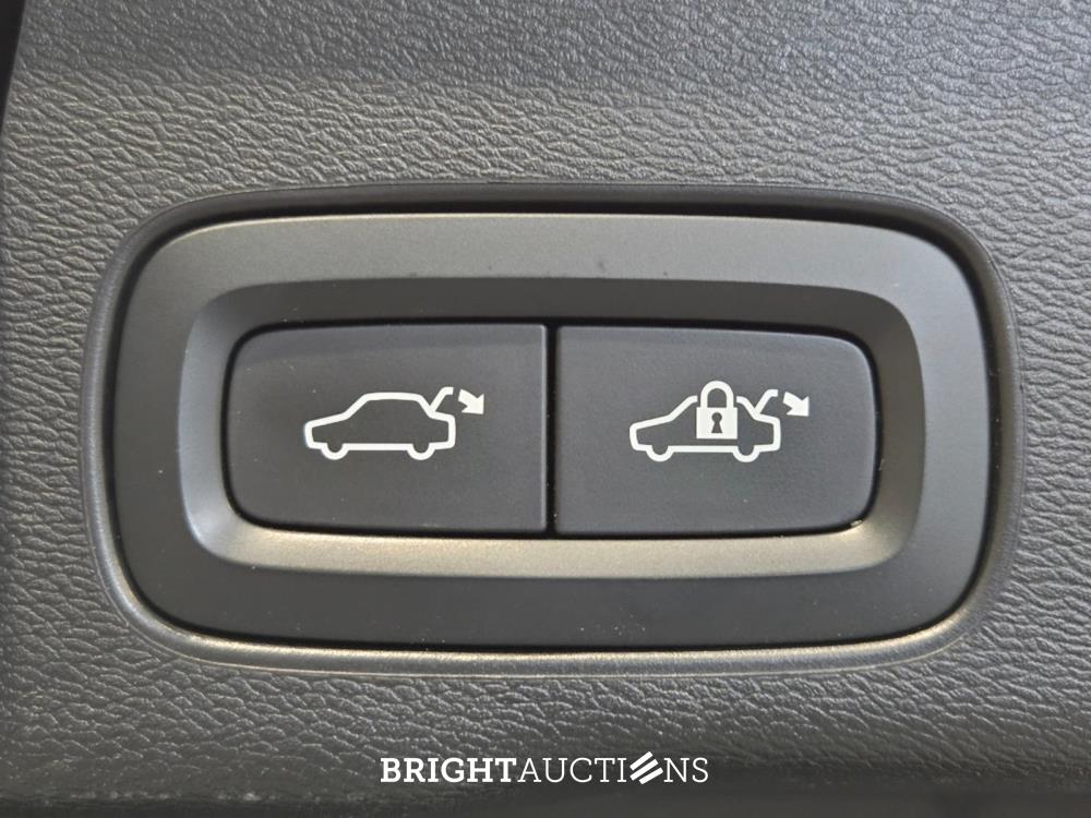 Volvo XC60 T8 Twin Engine Inscription 2.0 AWD 392pk 2019, T-365-NR