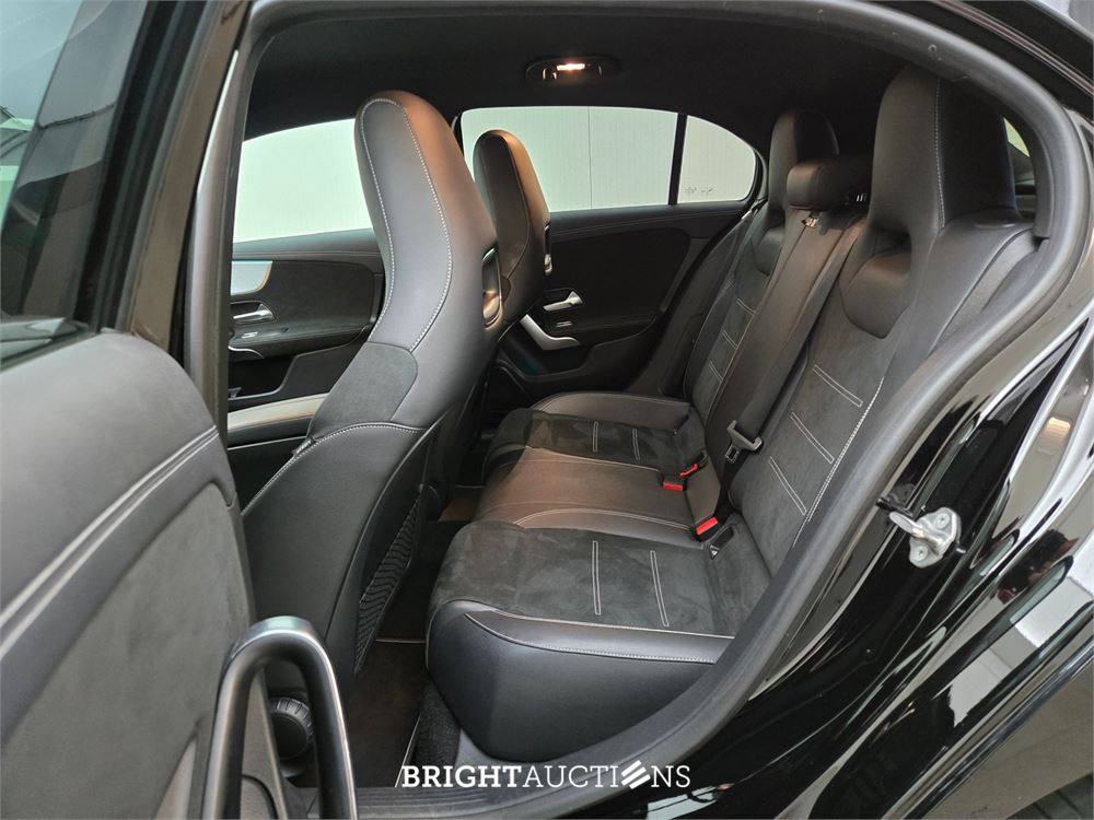 Mercedes-Benz A250 e Business Solution AMG Limited 262pk 2020 A-klasse, S-551-PH