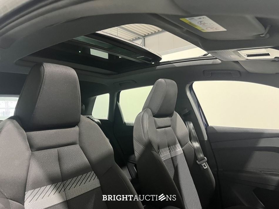 Audi Q4 e-tron 40 Launch edition Advanced Plus 77 kWh 204pk 2021 (Origineel-NL), N-884-PK