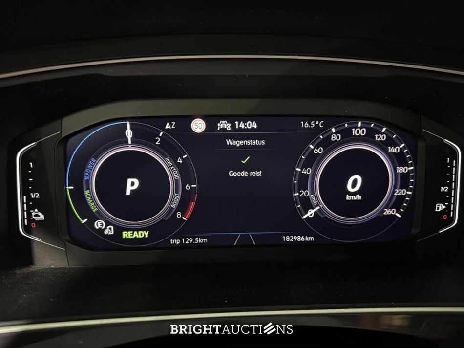 Volkswagen Tiguan eHybrid R-Line Business 1.4 TSI 265pk 2023 (Origineel-NL), S-332-LX