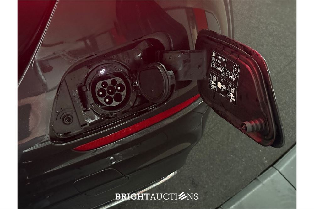 Mercedes-Benz e 300 e E-Klass AMG Line 333pk 2023 (Origineel-NL) E-klasse, R-732-XG