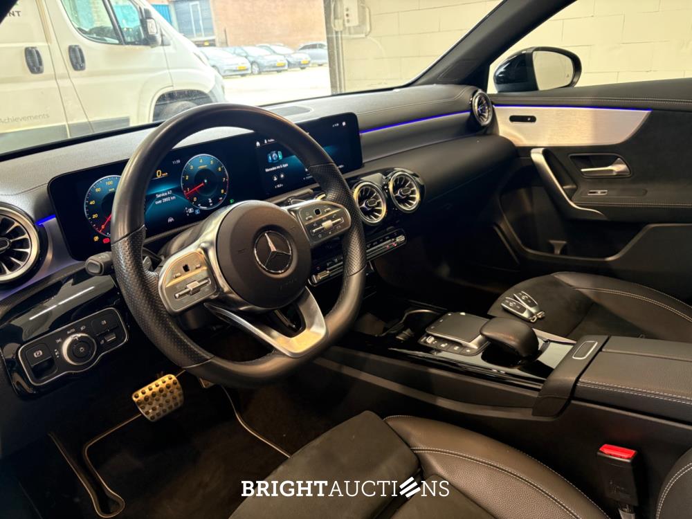 Mercedes-Benz A 180 Business Solution AMG 136pk 2022 (Origineel-NL) A-klasse, P-175-JP