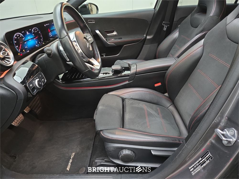 Mercedes-Benz A200 Business Solution AMG 163pk 2018 A-klasse, XT-864-L