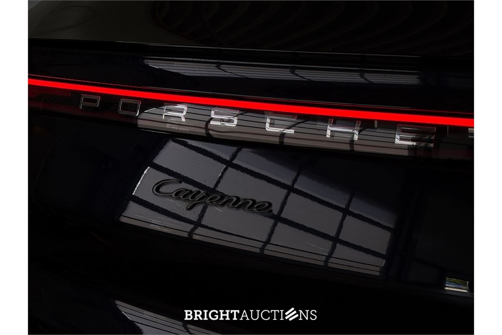 Porsche Cayenne E-Hybrid 3.0 476pk 2022 (Origineel-NL), R-348-FS