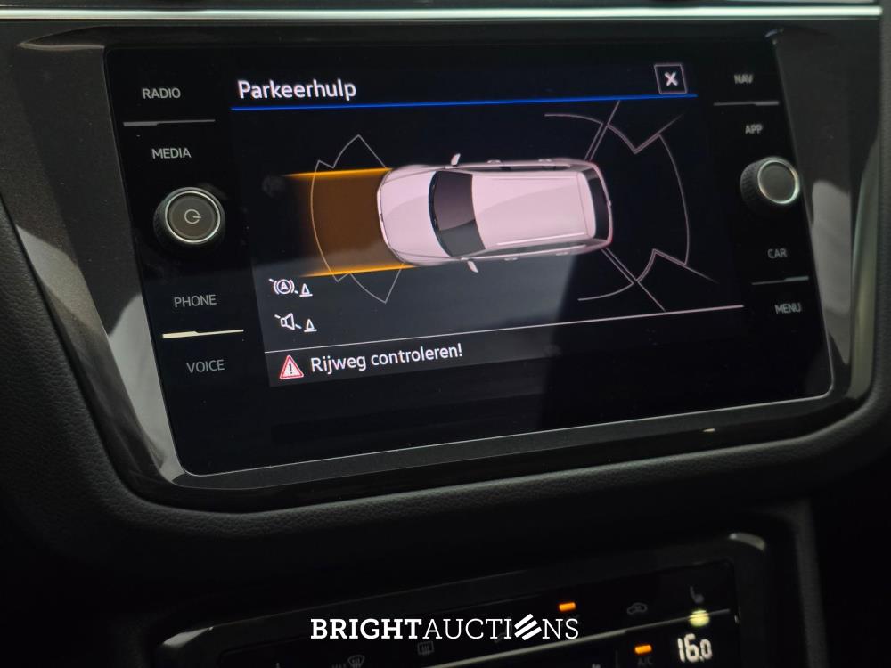 Volkswagen Tiguan R-Line Business 1.5 TSI 150pk 2022 (Origineel-NL), P-973-DF