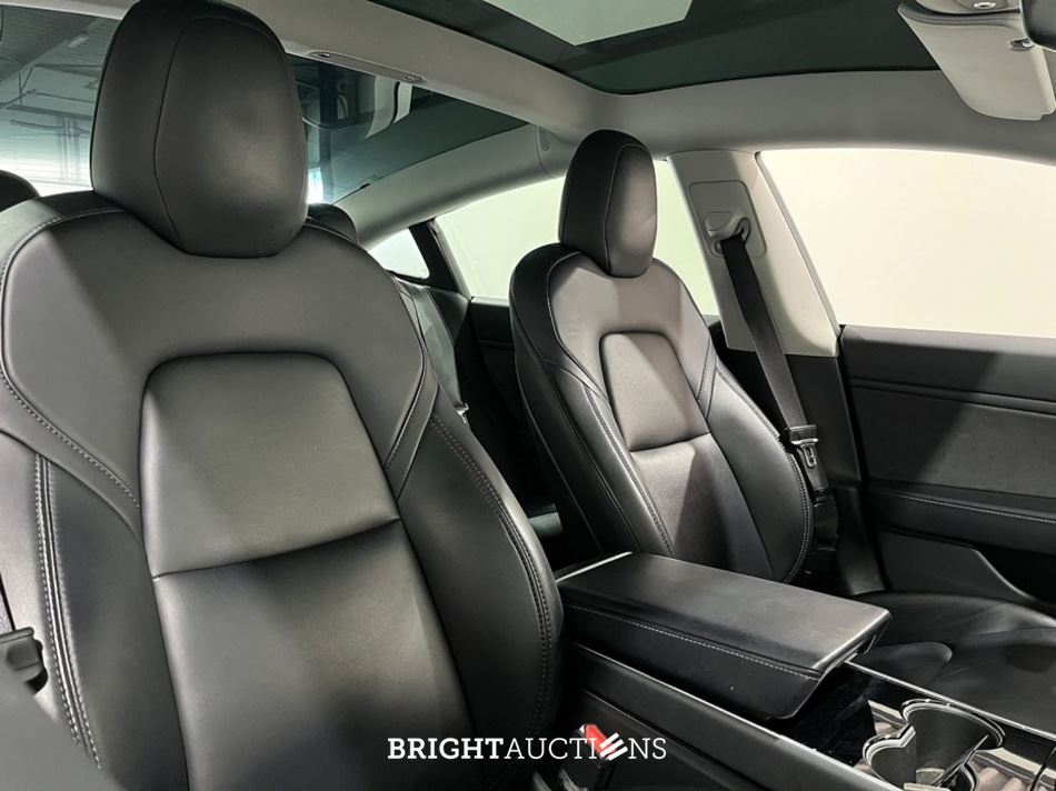Tesla Model 3 RWD 60 kWh 283pk 2019 (Origineel-NL), G-290-BZ