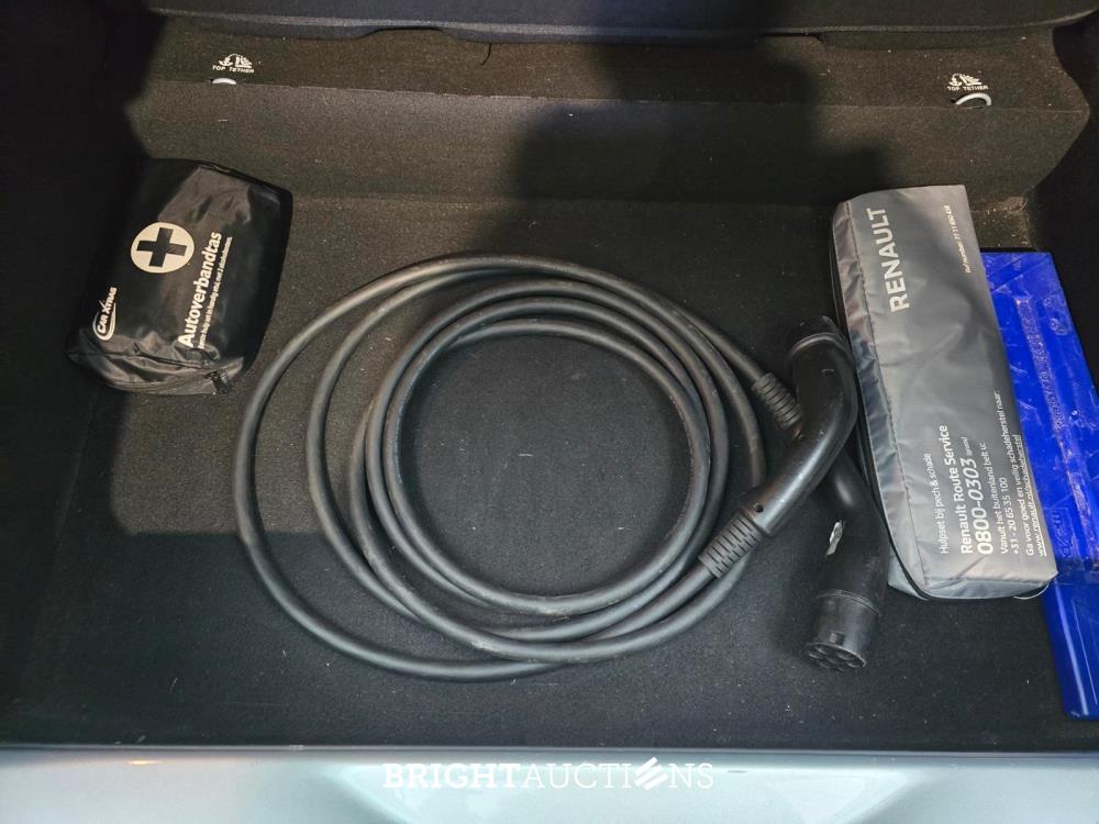 Renault ZOE R110 Life 52 kWh 109pk 2020 (Origineel-NL), K-174-KN