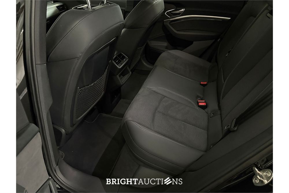 Audi e-tron 55 S edition Quattro 95 kWh 2022 (Origineel-NL), R-116-DL