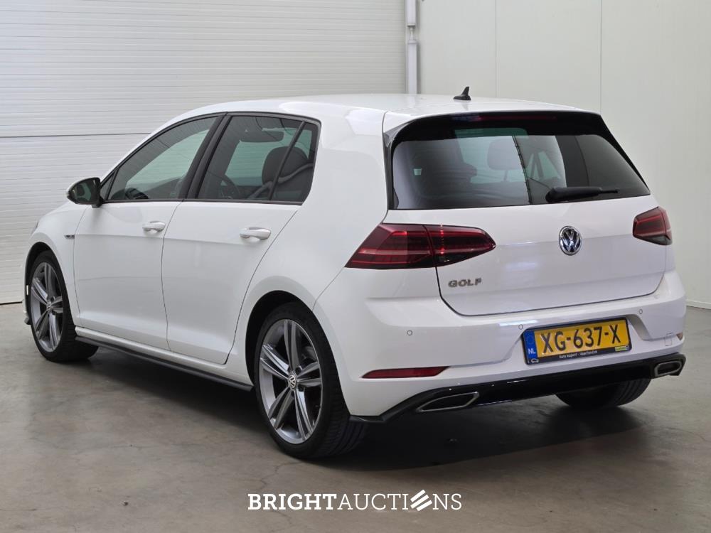Volkswagen Golf Highline Business R 1.5 TSI 150pk 2019 (Origineel-NL), XG-637-X