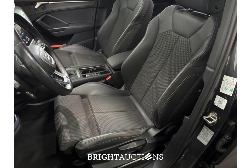 Audi Q3 45 e S Edition TFSI 266pk 2022 (Origineel-NL), P-122-PB