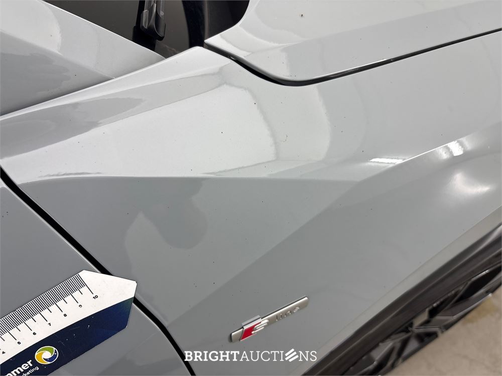 Audi Q2 35 S Edition TFSI 150pk 2022 (Origineel-NL), R-815-HB