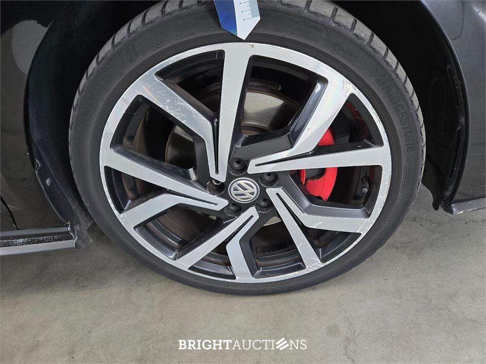 Volkswagen Polo GTI 2.0 TSI 200pk 2019, N-154-JK
