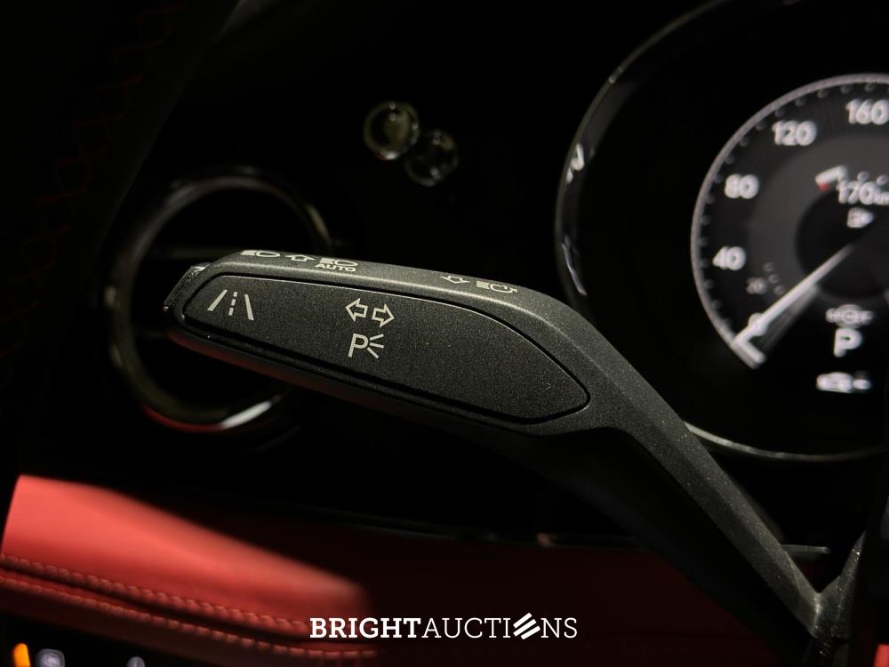 Bentley Bentayga 4.0 V8 S 549pk 2022 (Origineel-NL), P-719-VF