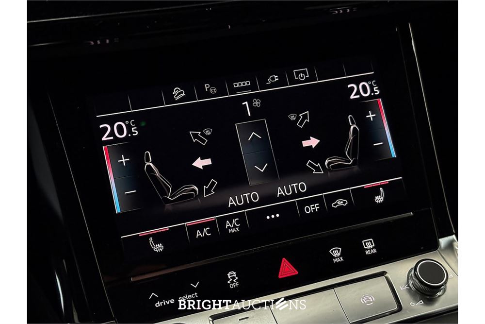 Audi e-tron 55 S edition Quattro 95 kWh 2022 (Origineel-NL), R-116-DL