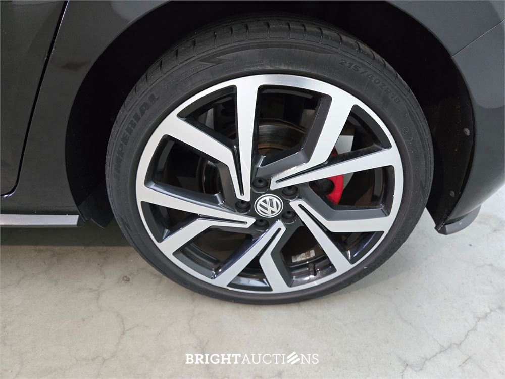 Volkswagen Polo GTI 2.0 TSI 200pk 2019, N-154-JK