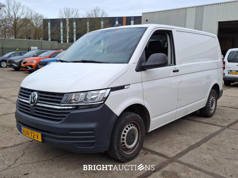 Volkswagen Transporter 2.0 TDI L1H1 26 Economy Business 90 pk 2021, VJN-72-V