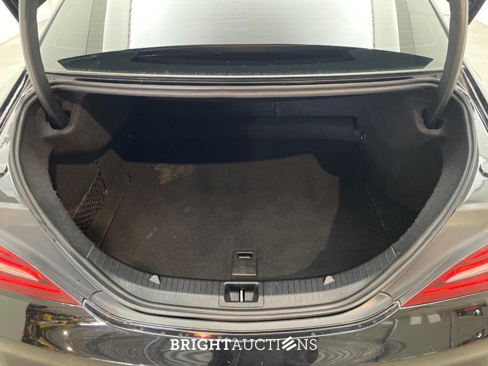 Mercedes-Benz CLA 180 Business Solution AMG 122pk 2017 CLA-Klasse, RT-050-T
