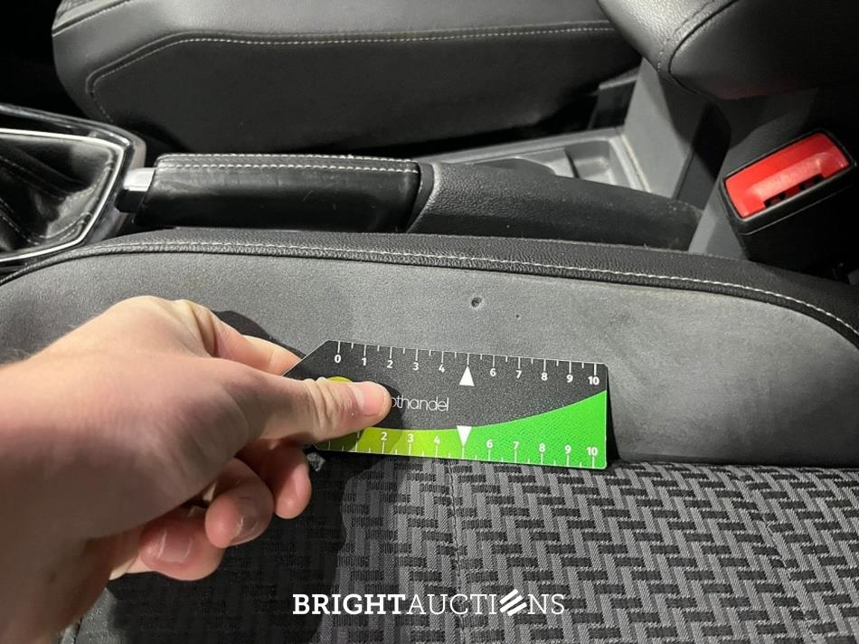 Volkswagen T-Cross 1.0 TSI 116pk 2020 (Origineel-NL), H-233-DX