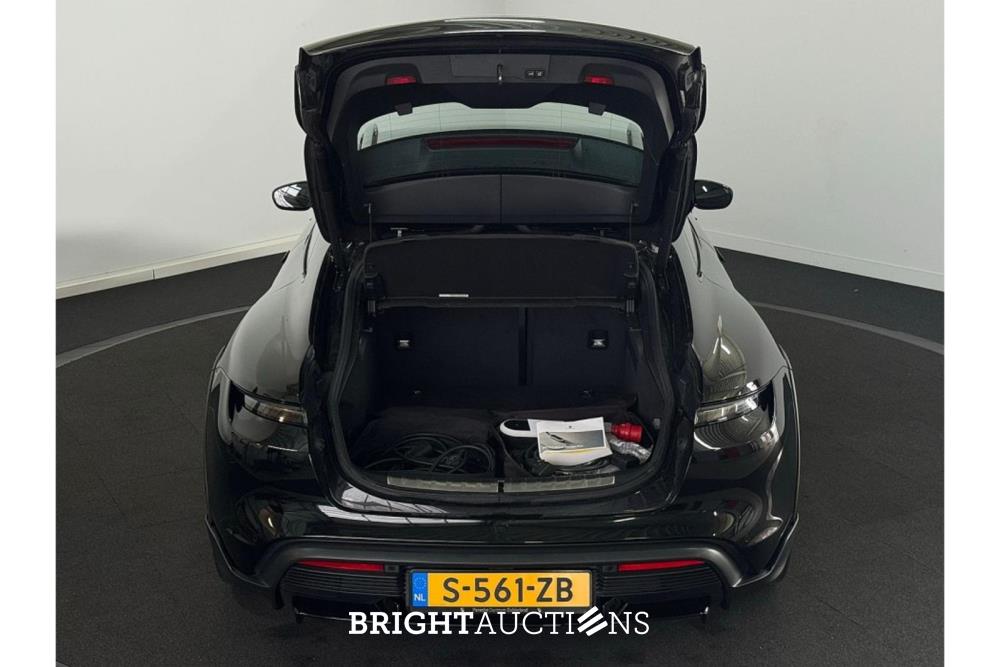 Porsche Taycan Cross Turismo Turbo 202k Nw 93 kWh 625pk 2023 (Origineel-NL), S-561-ZB