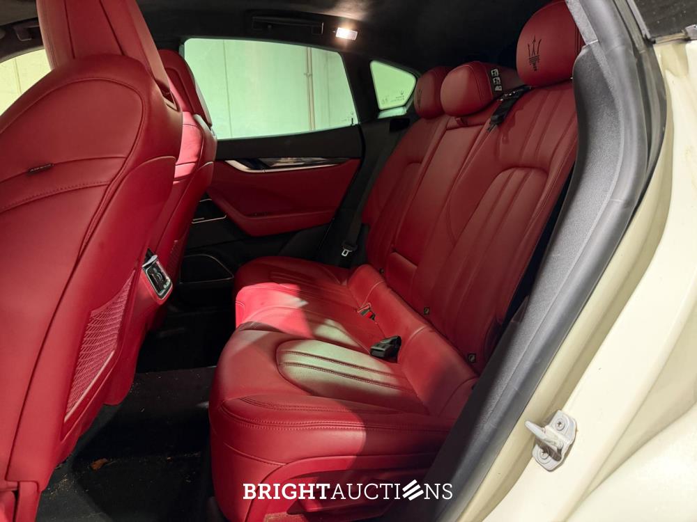 Maserati Levante 3.0 V6 D AWD 275pk 2017 (Origineel-NL), ND-376-K