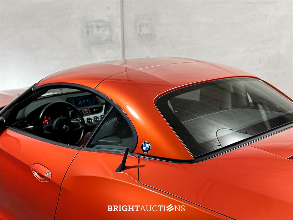 BMW Z4 Roadster sDrive18i Executive Design Pure Traction Uitvoering 156pk 2014 (Origineel-NL), 3-TRK-41 -67.534KM-
