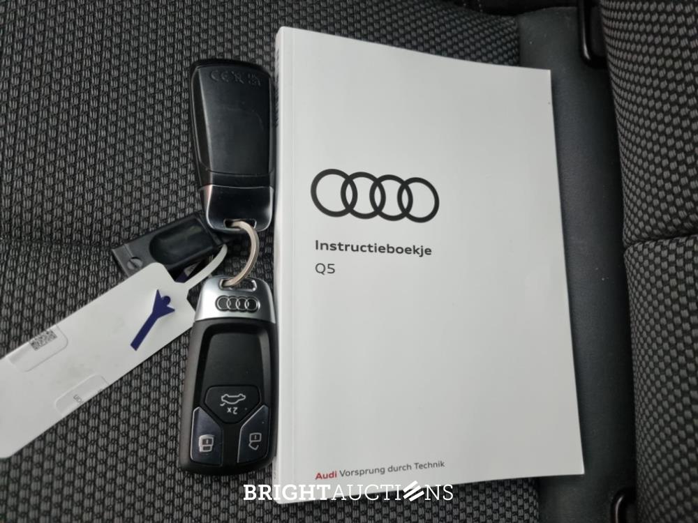 Audi Q5 40 S edition TFSI 204pk 2022 (Origineel-NL), R-941-RS
