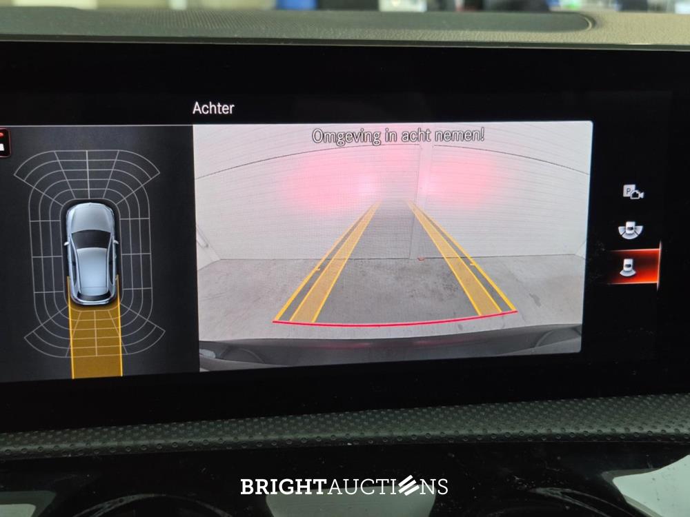 Mercedes-Benz A 180 Business Solution AMG 136pk 2019 A-klasse, Z-776-DL