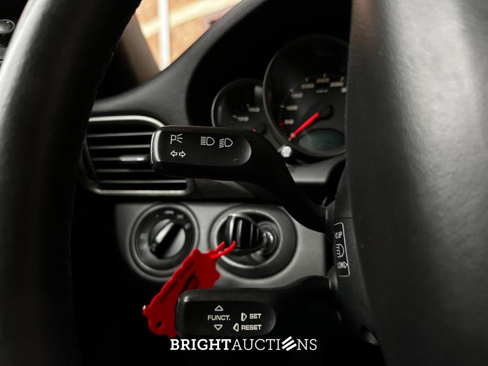 Porsche 911 Carrera 3.6 997 Coupé 325pk 2004 Youngtimer