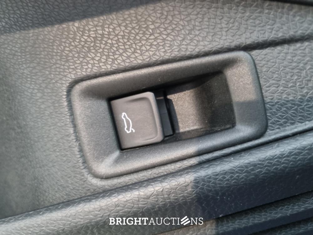 Volkswagen ID.4 First Max 77 kWh 204pk 2021, P-676-FS
