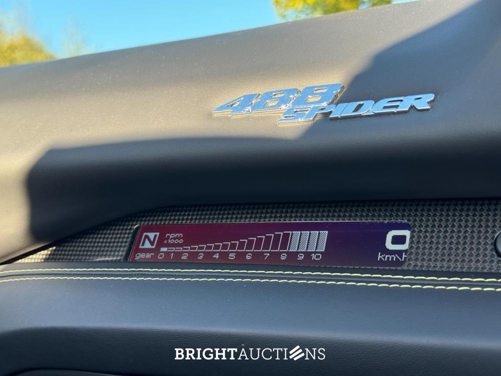 Ferrari 488 Spider HELE 3.9 V8 -Full Carbon- 670pk 2018, GFG-98-P
