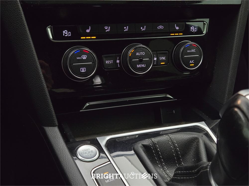 Volkswagen Arteon Business R 1.5 TSI 150pk 2018 (Origineel-NL), TK-155-T
