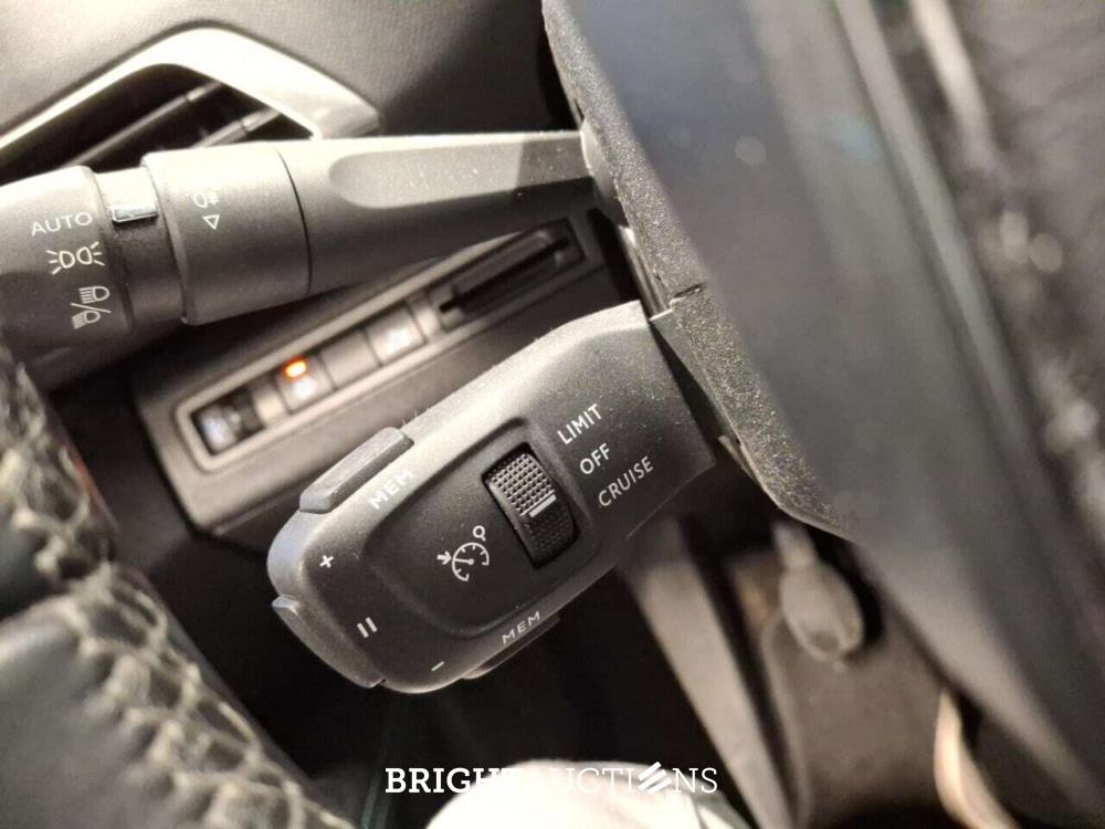 Peugeot 5008 Pt Blue Lease Allure 7P 1.2 131pk 2021 (Origineel-NL), L-687-KX