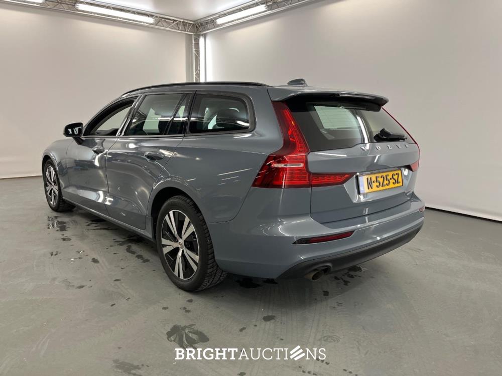 Volvo V60 B3 Momentum 2.0 163pk 2022 (Origineel-NL), N-525-SZ
