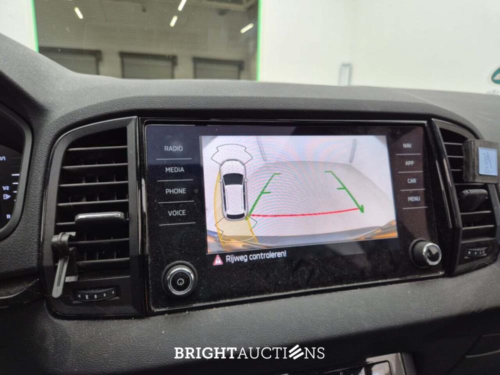 Škoda Karoq Sportline Business 1.5 TSI DSG 150pk 2022, S-582-JL