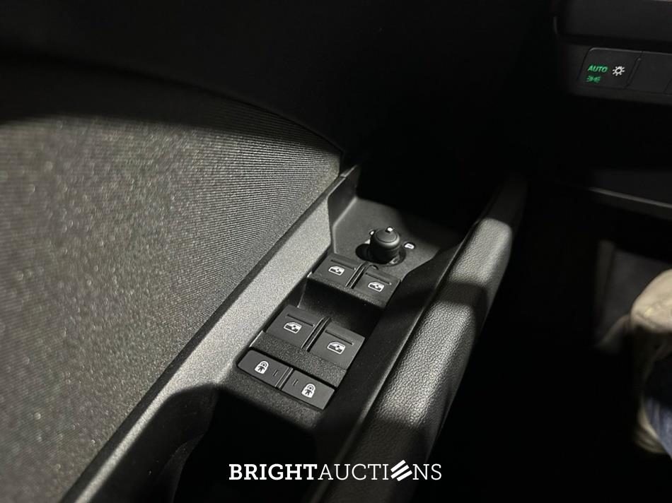 Audi Q4 35 Launch Edition 55 kWh 170pk 2021 (Origineel-NL), N-506-XJ