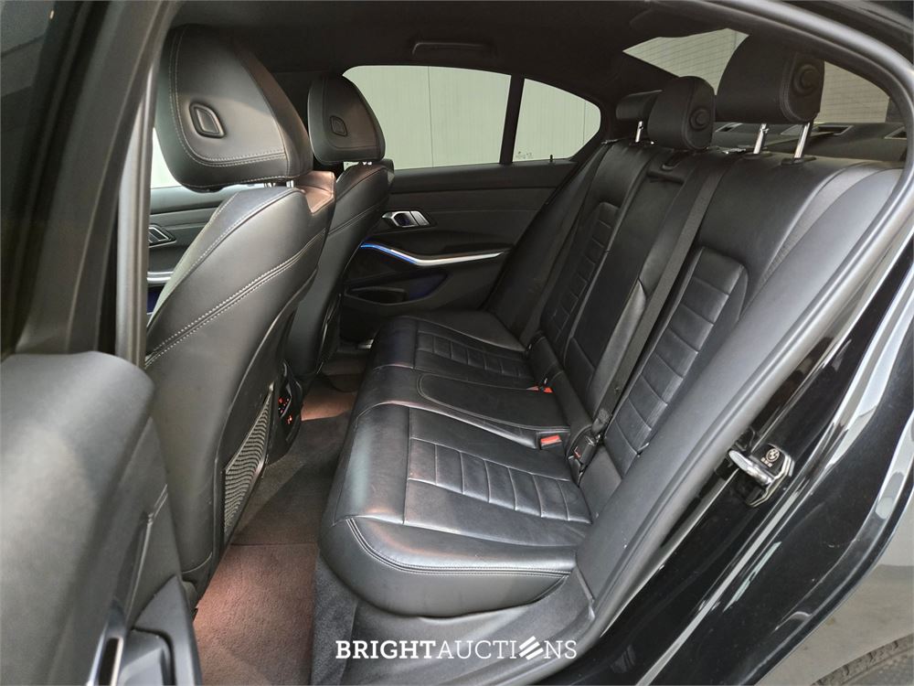 BMW 318i 3-serie High Executive 157pk 2021 (Origineel-NL) 3-Serie, K-105-ZR