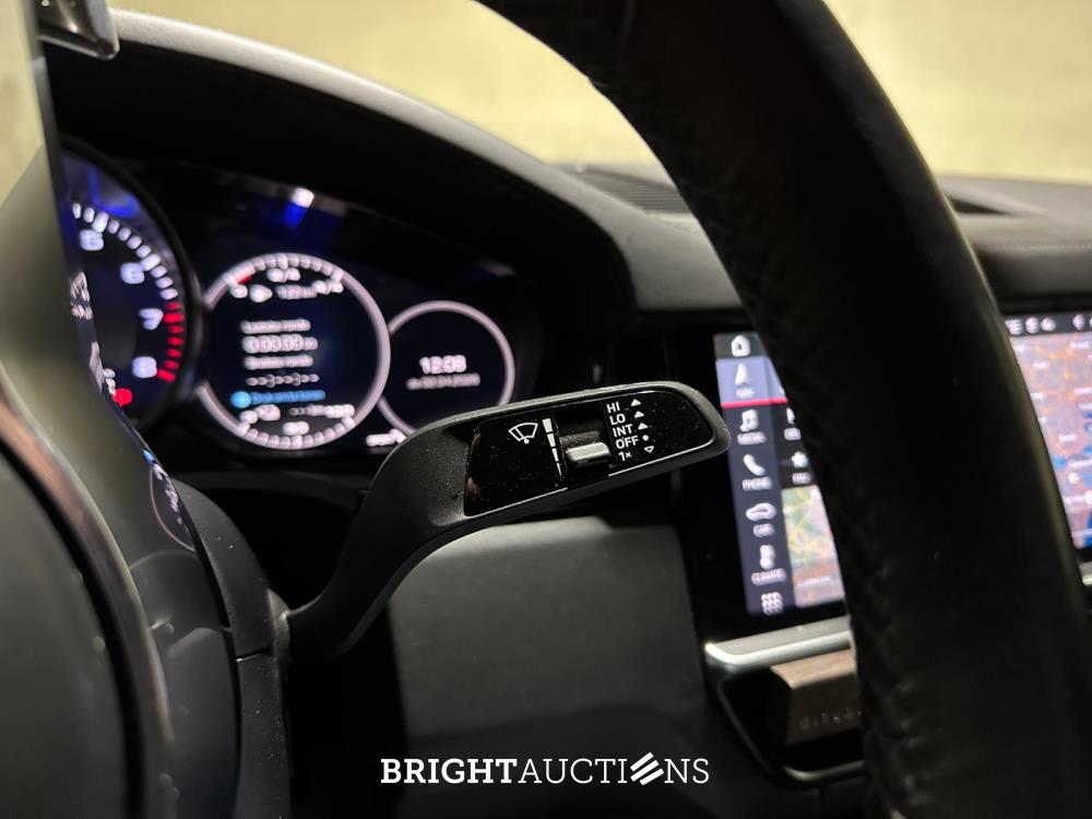 Porsche Cayenne Coupé 3.0 V6 E-Hybrid 462pk 2019 (Origineel-NL), G-145-HL