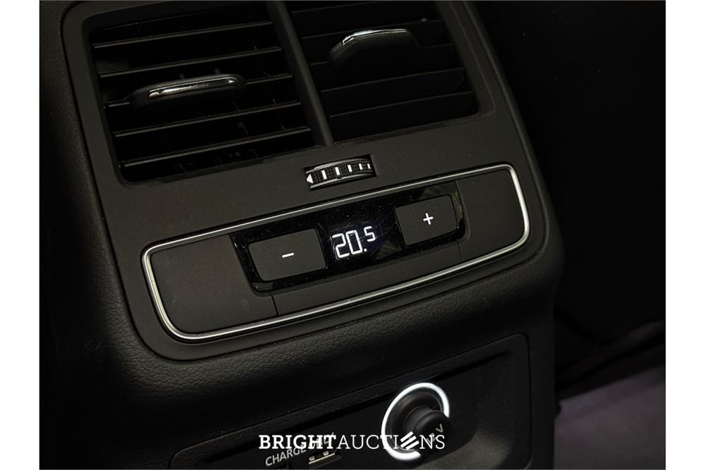 Audi A5 Sportback 40 Launch edition Sport TDI 190pk 2020, P-165-JF