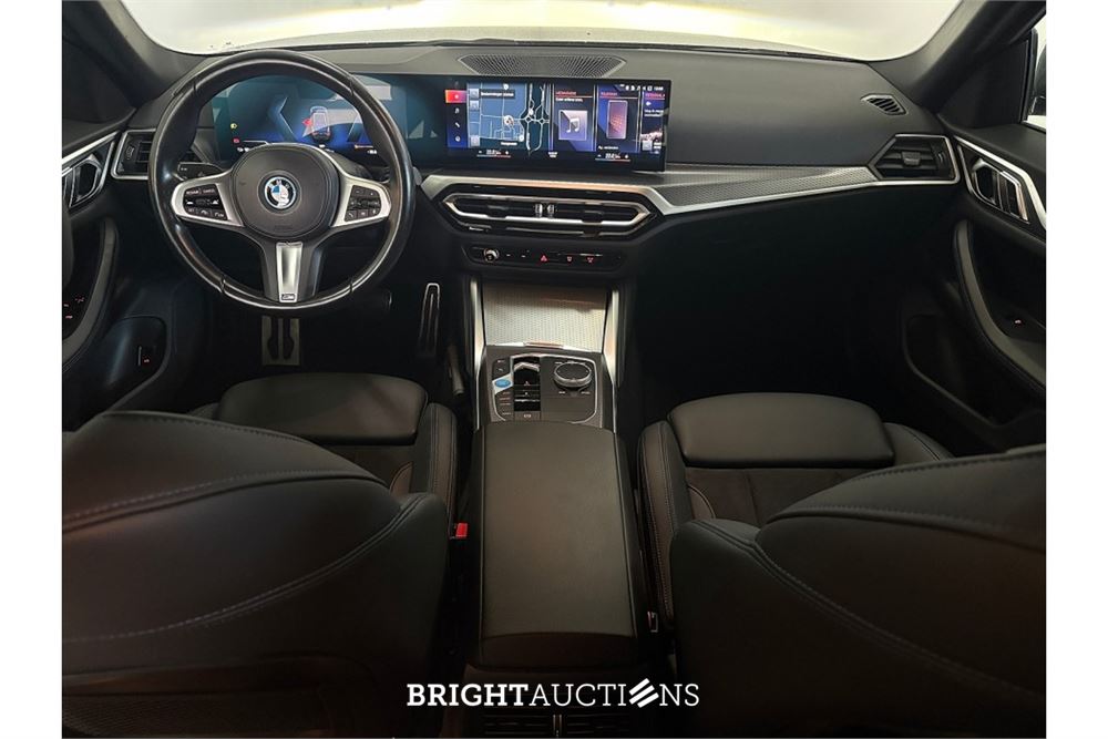 BMW i4 eDrive35 70 kWh 2023 (Origineel-NL), X-963-DD
