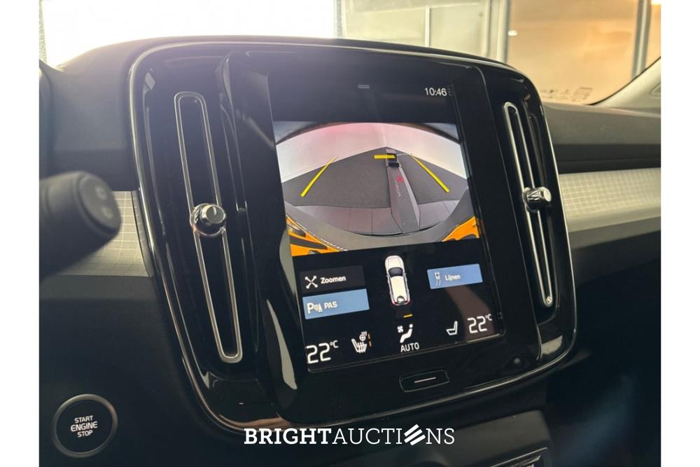 Volvo XC40 T2 Momentum Business 1.5 129pk 2022 (Origineel-NL), P-731-XB