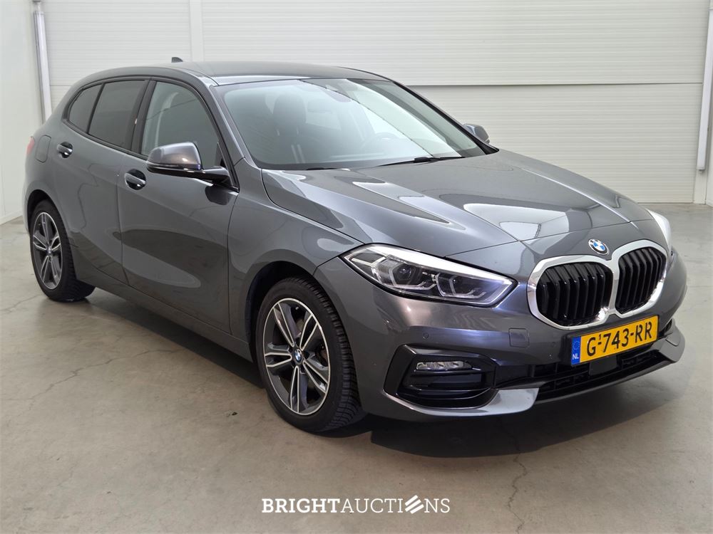 BMW 118i 1-serie Executive Edition 140pk 2019 (Origineel-NL) 1-Serie, G-743-RR