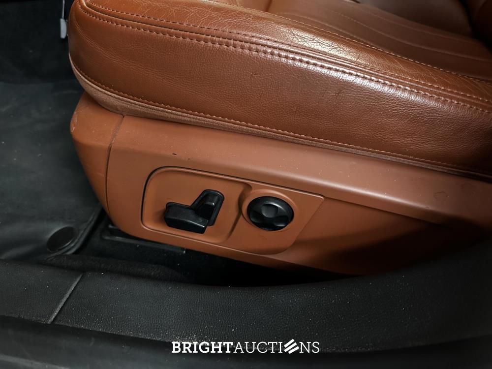 Maserati Quattroporte GTS 3.8 V8 531pk 2013 (CARBON) (29.000 KM)