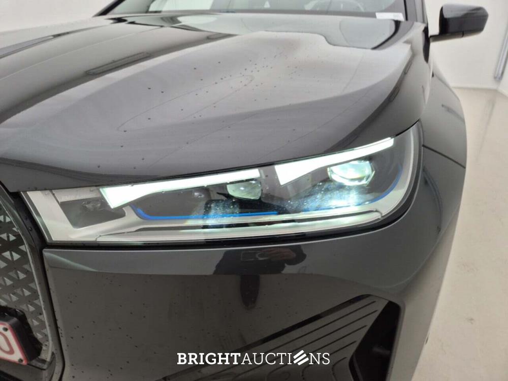 BMW iX xDrive40 272pk 2023, 2DHA020