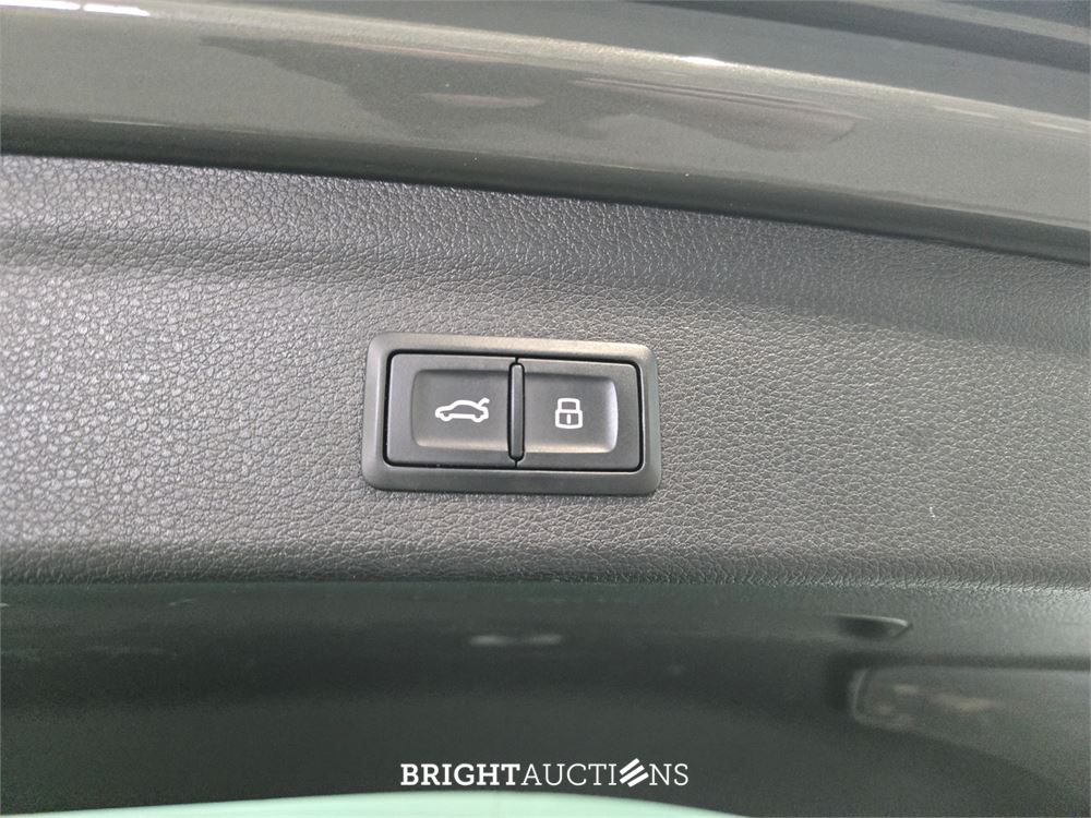 Audi Q3 35 S-Line edition one TFSI 150pk 2019, T-473-VT