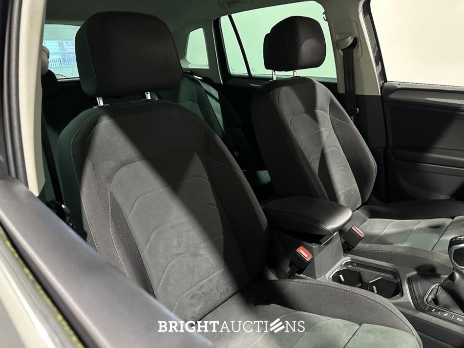 Volkswagen Tiguan Life Business 1.5 TSI 131pk 2021 (Origineel-NL), K-182-JS