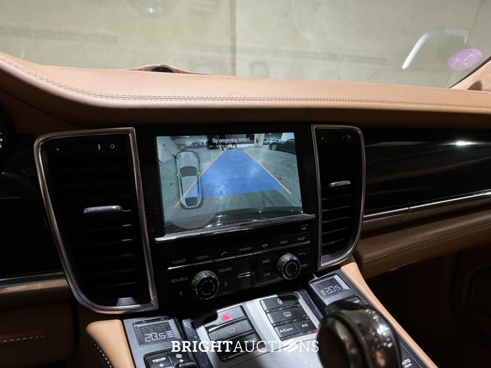 Porsche Panamera GTS 4.8 V8 Sport-Chrono 430pk 2012, 9-TLZ-26