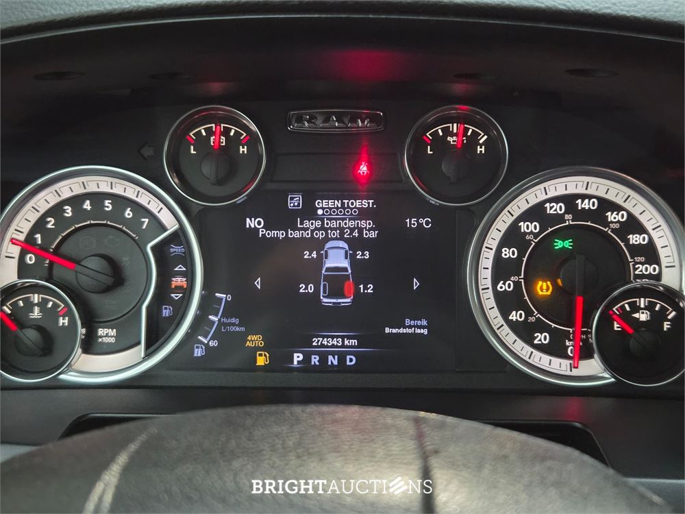 Dodge Ram 1500 4x4 Quad Cab 6'4 Sport 5.7 V8 402pk 2017 (Origineel-NL), VZ-088-G